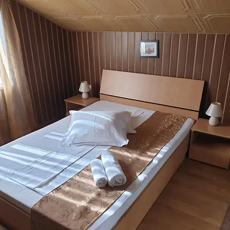 Casa de hóspedes Emmaia Escape